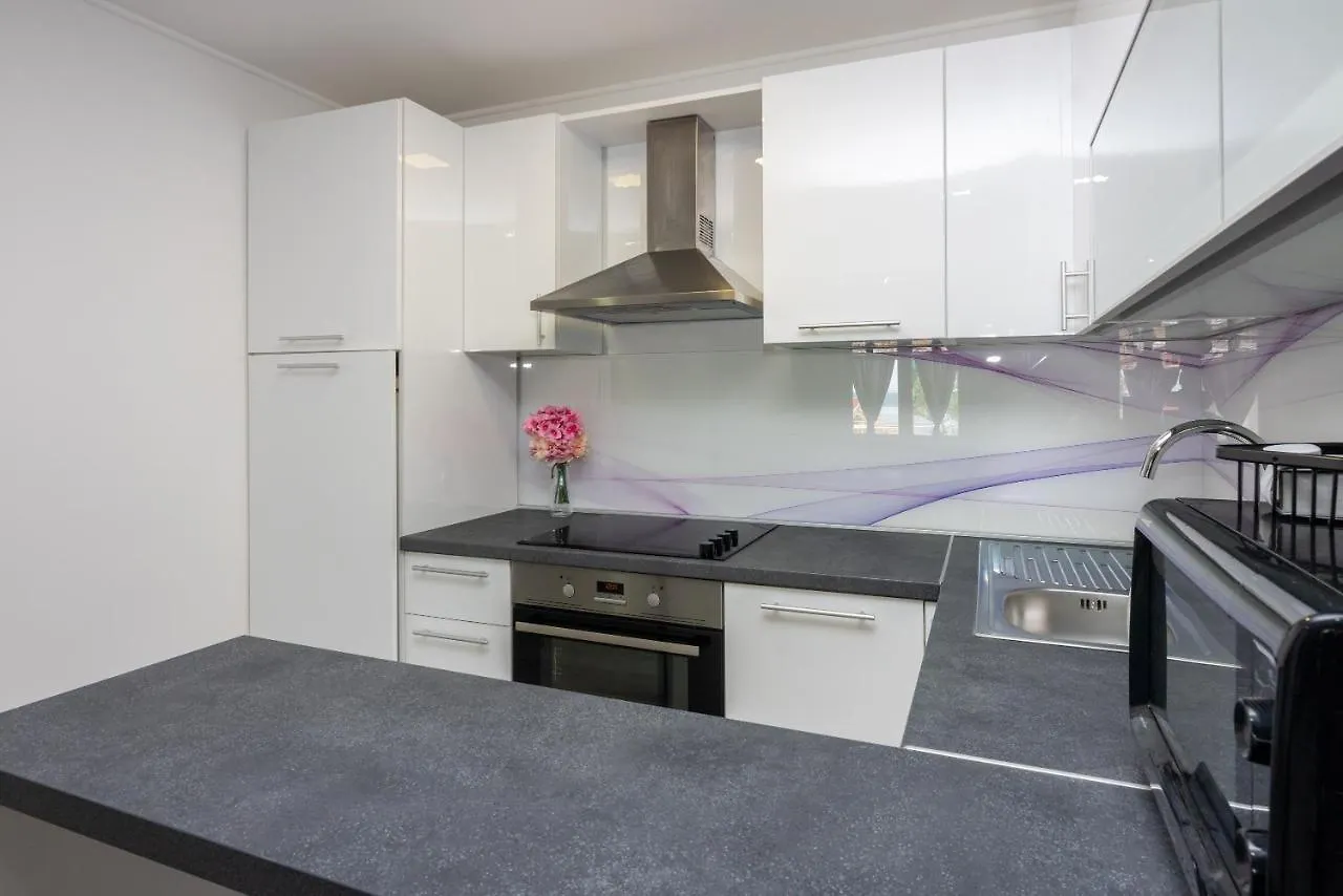 Apartments Luna Dramalj Croatia